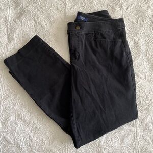 Chaps Women’s Black Straight Stretch Chinos / Chaps Chinos / Size 12 Petite